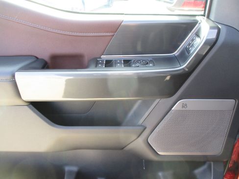 Used 2023 Ford F150 Lariat w/ Equipment Group 502A High image 46