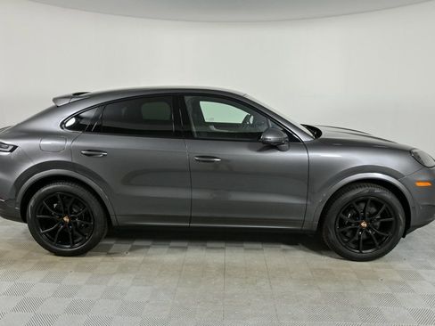 Certified 2025 Porsche Cayenne Coupe image 28