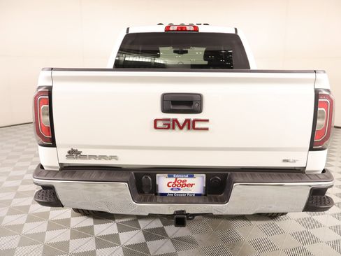 Used 2018 GMC Sierra 1500 SLT w/ SLT Premium Package AWD/4WD image 21