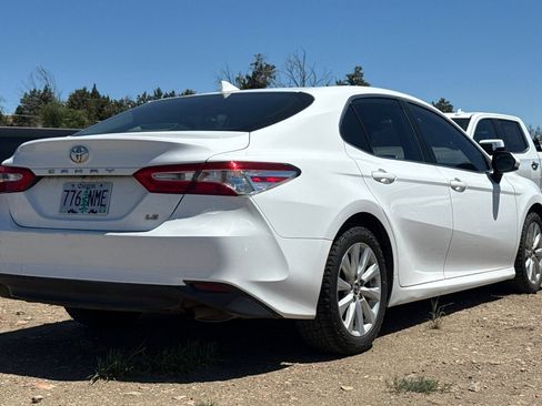 Used 2019 Toyota Camry LE FWD image 4