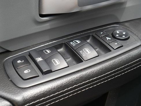 Used 2021 RAM 2500 Big Horn w/ Level 1 Equipment Group AWD/4WD image 24