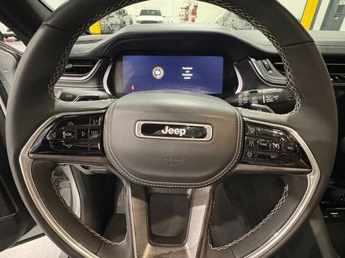 Used 2024 Jeep Grand Cherokee L Overland w/ Luxury Tech Group IV image 13