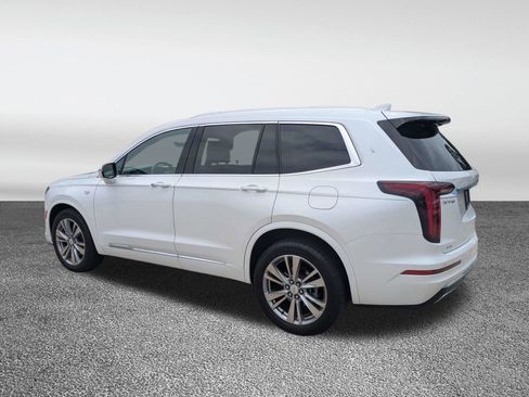 Certified 2023 Cadillac XT6 Premium Luxury AWD/4WD image 18