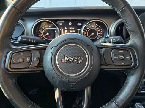 Used 2018 Jeep Wrangler Sport S image 21
