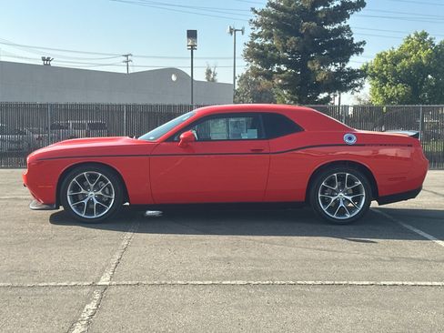 Used 2023 Dodge Challenger GT image 7