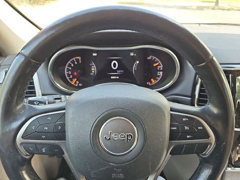 Used 2021 Jeep Grand Cherokee Limited w/ Trailer Tow Group IV AWD/4WD image 22