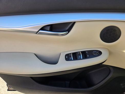 Used 2021 INFINITI QX50 Luxe w/ Cargo Package image 24