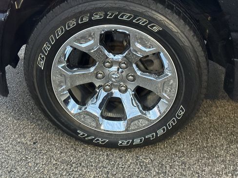 Used 2023 RAM 1500 Big Horn AWD/4WD image 10