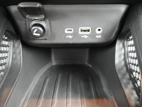 Used 2023 Chevrolet TrailBlazer LT FWD image 20
