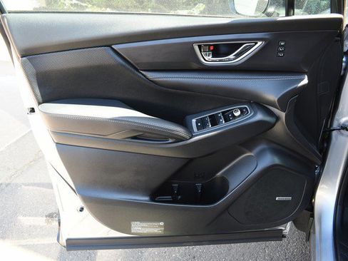 Used 2025 Subaru Ascent Limited w/ Popular Package #2 image 13