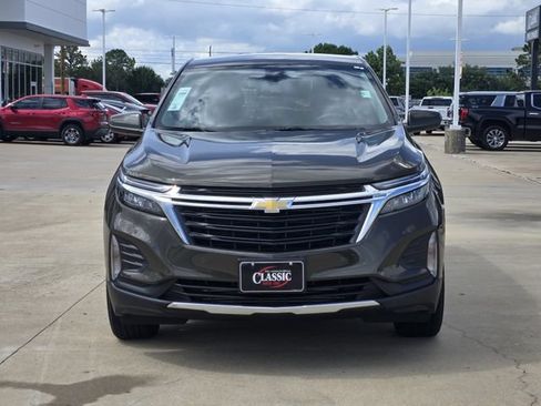 Used 2024 Chevrolet Equinox LT AWD/4WD image 2