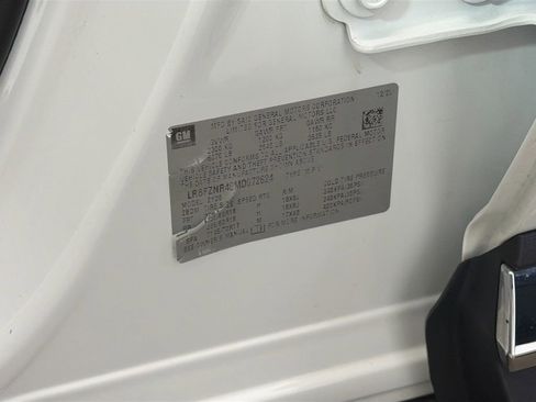 Used 2021 Buick Envision Essence FWD image 33