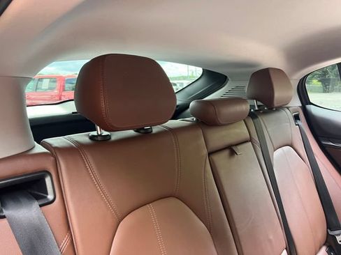 Used 2020 Alfa Romeo Stelvio RWD image 28