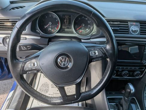 Used 2017 Volkswagen Passat 1.8T R-Line FWD image 20