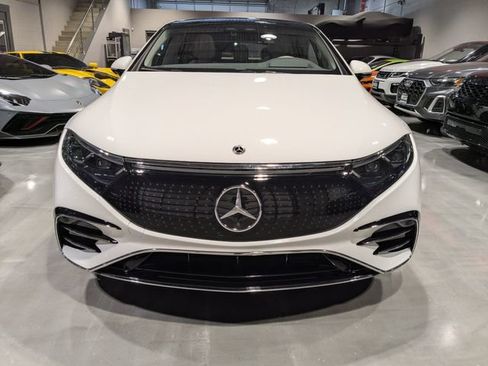 Used 2023 Mercedes-Benz EQS 580 4MATIC Sedan image 2