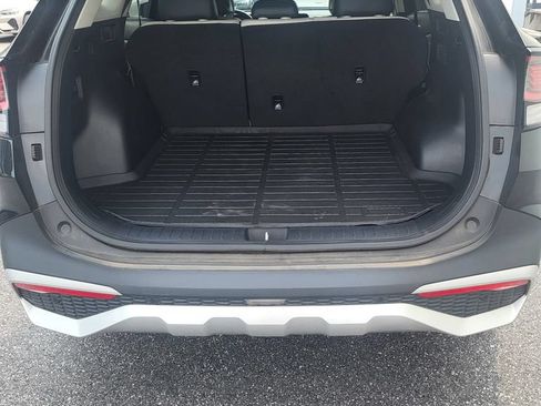 Used 2025 Kia Sportage EX w/ Premium Package FWD image 5