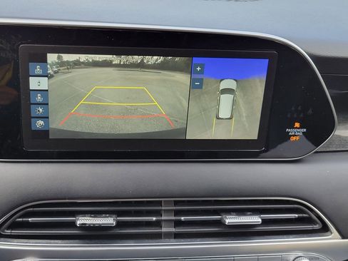 Used 2021 Hyundai Palisade Limited image 21