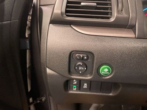 Used 2022 Honda Pilot Special Edition image 18