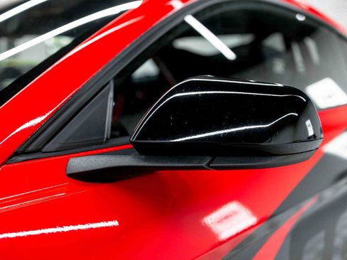 Used 2017 Ford Mustang Shelby GT350R w/ GT350R Equipment Group 920A RWD image 30