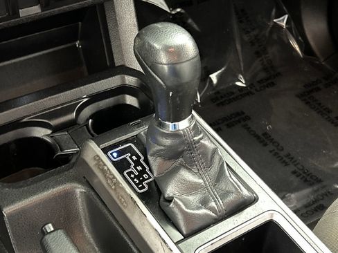 Used 2023 Toyota Tacoma SR5 w/ SR5 Appearance Package image 15