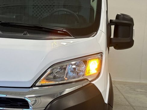 Used 2025 RAM ProMaster 2500 w/ U-Haul Equipment Group FWD image 11