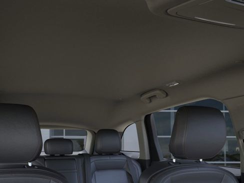 New 2026 Lincoln Nautilus Premier image 22