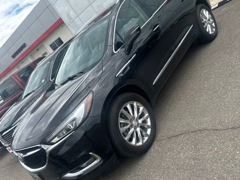 Used 2018 Buick Enclave Premium w/ Trailering Package AWD/4WD image 1