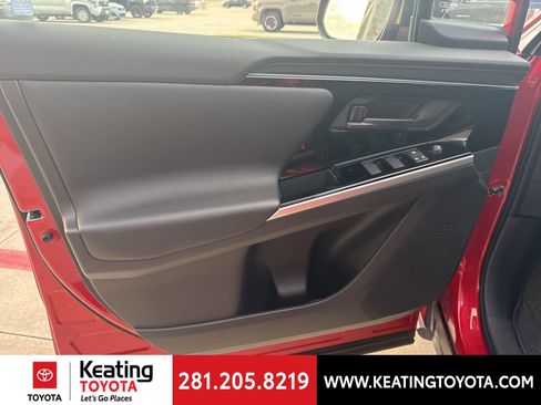 Used 2024 Toyota bZ4X XLE image 10