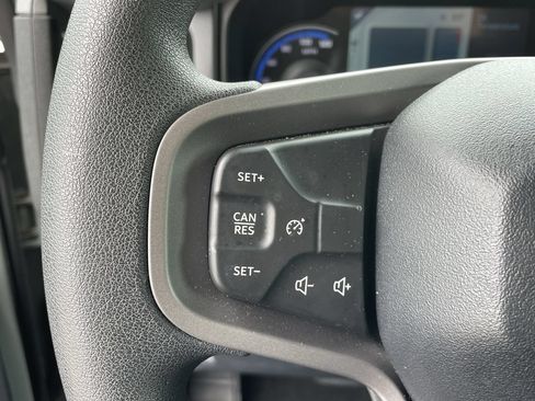 Used 2022 Ford Bronco 4-Door AWD/4WD image 25