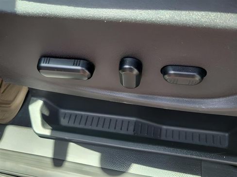 Used 2019 Ford Escape SE AWD/4WD image 18