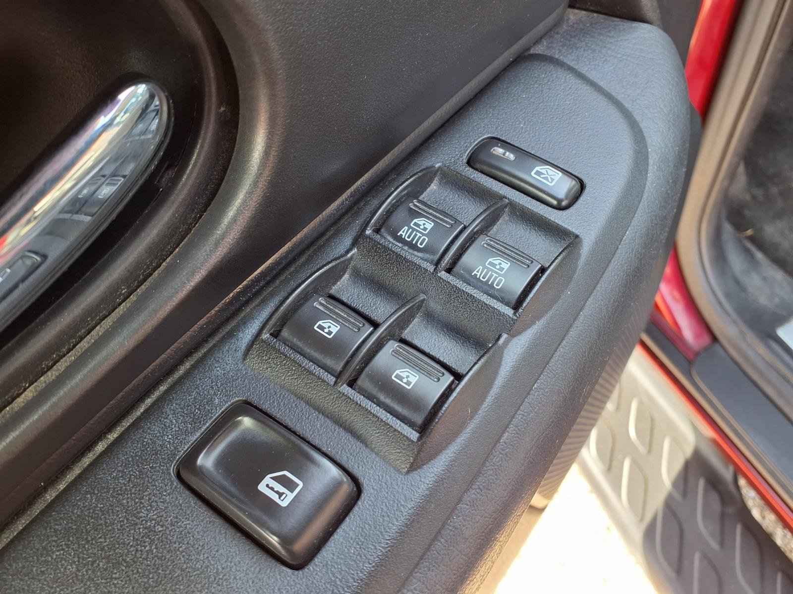 Used 2007 GMC Envoy SLE AWD/4WD image 15