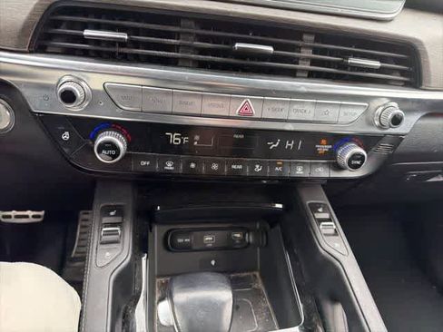 Used 2022 Kia Telluride SX w/ SX Prestige Package image 30