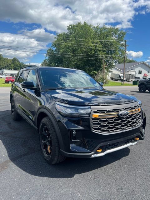 Used 2026 Ford Explorer Tremor w/ Tremor Ultimate Package AWD/4WD image 3