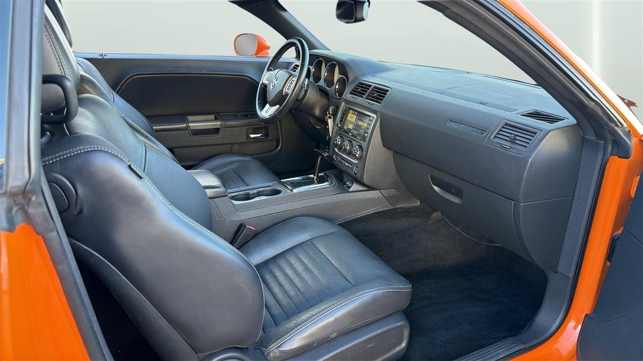 Used 2012 Dodge Challenger R/T RWD image 15