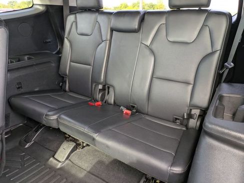 Used 2022 Kia Telluride EX w/ EX Premium Package image 32