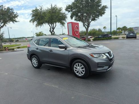 Certified 2020 Nissan Rogue S FWD image 1
