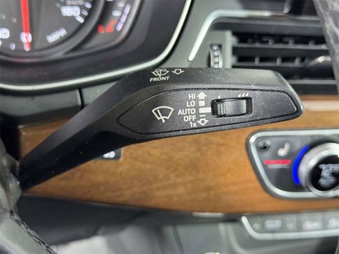 Used 2022 Audi A5 2.0T Premium image 24