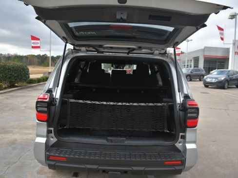 New 2025 Toyota 4Runner SR5 image 9