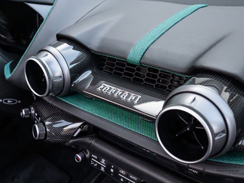 Certified 2022 Ferrari 812 GTS image 20