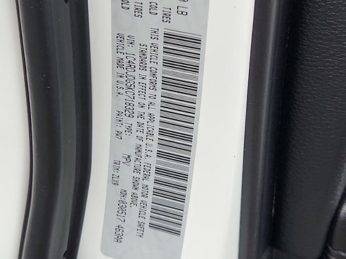 Used 2019 Dodge Durango GT image 28