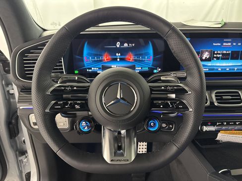 New 2026 Mercedes-Benz GLS 63 AMG 4MATIC image 17