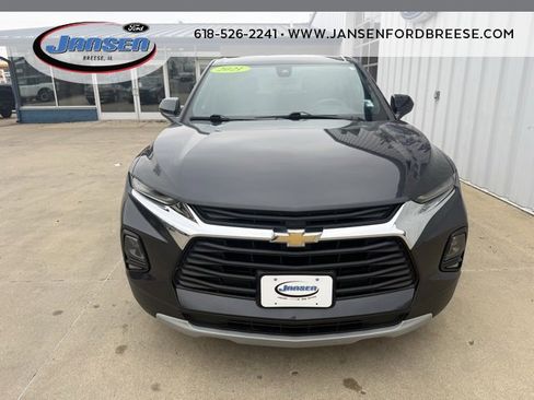Used 2021 Chevrolet Blazer LT image 2