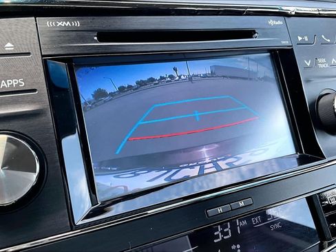 Used 2018 Toyota Avalon XLE FWD image 24