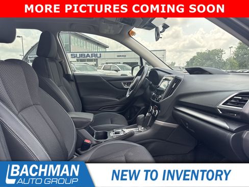 Certified 2022 Subaru Forester Premium AWD/4WD image 4