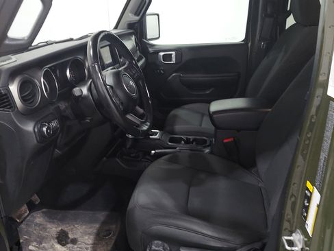 Used 2021 Jeep Wrangler Unlimited Sport AWD/4WD image 15