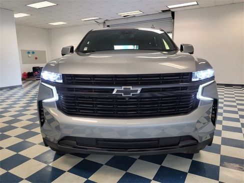 Used 2023 Chevrolet Tahoe RST w/ Luxury Package image 2
