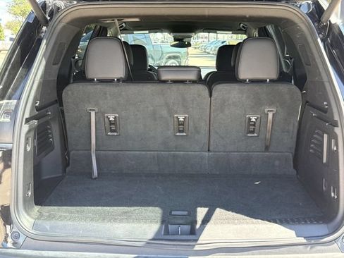 Certified 2026 Chevrolet Traverse LT FWD image 31
