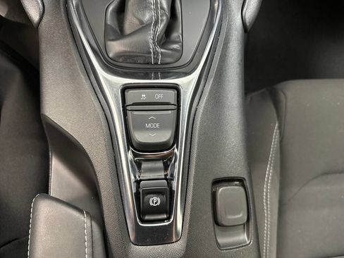Used 2019 Chevrolet Camaro LT RWD image 21