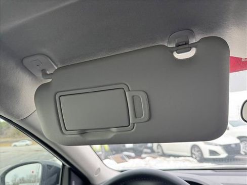 Certified 2025 Nissan Sentra SR image 25