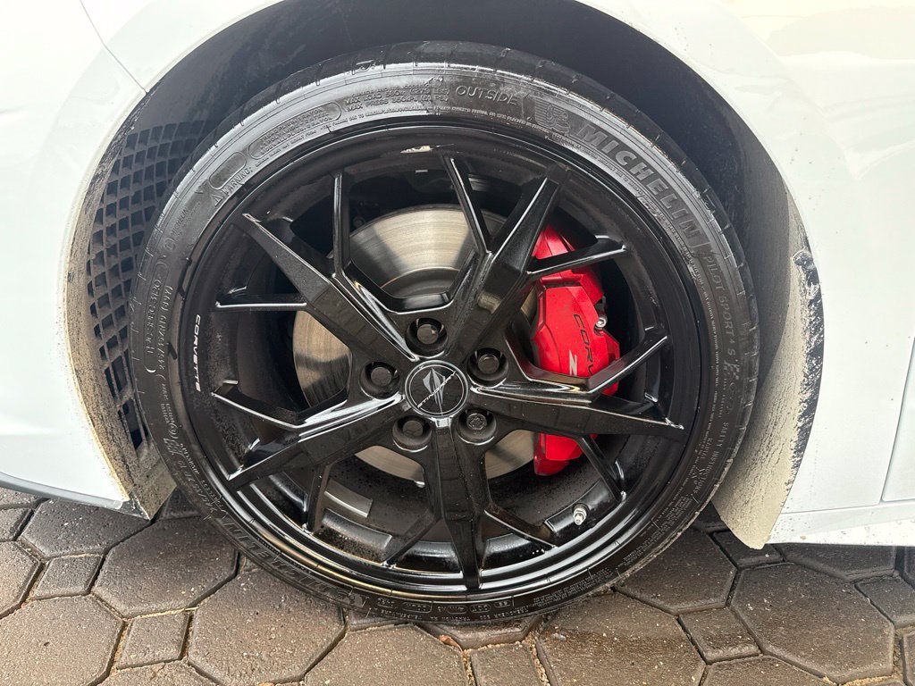 Used 2020 Chevrolet Corvette Stingray Preferred Cpe w/ 2LT Preferred Equipment Group RWD image 11